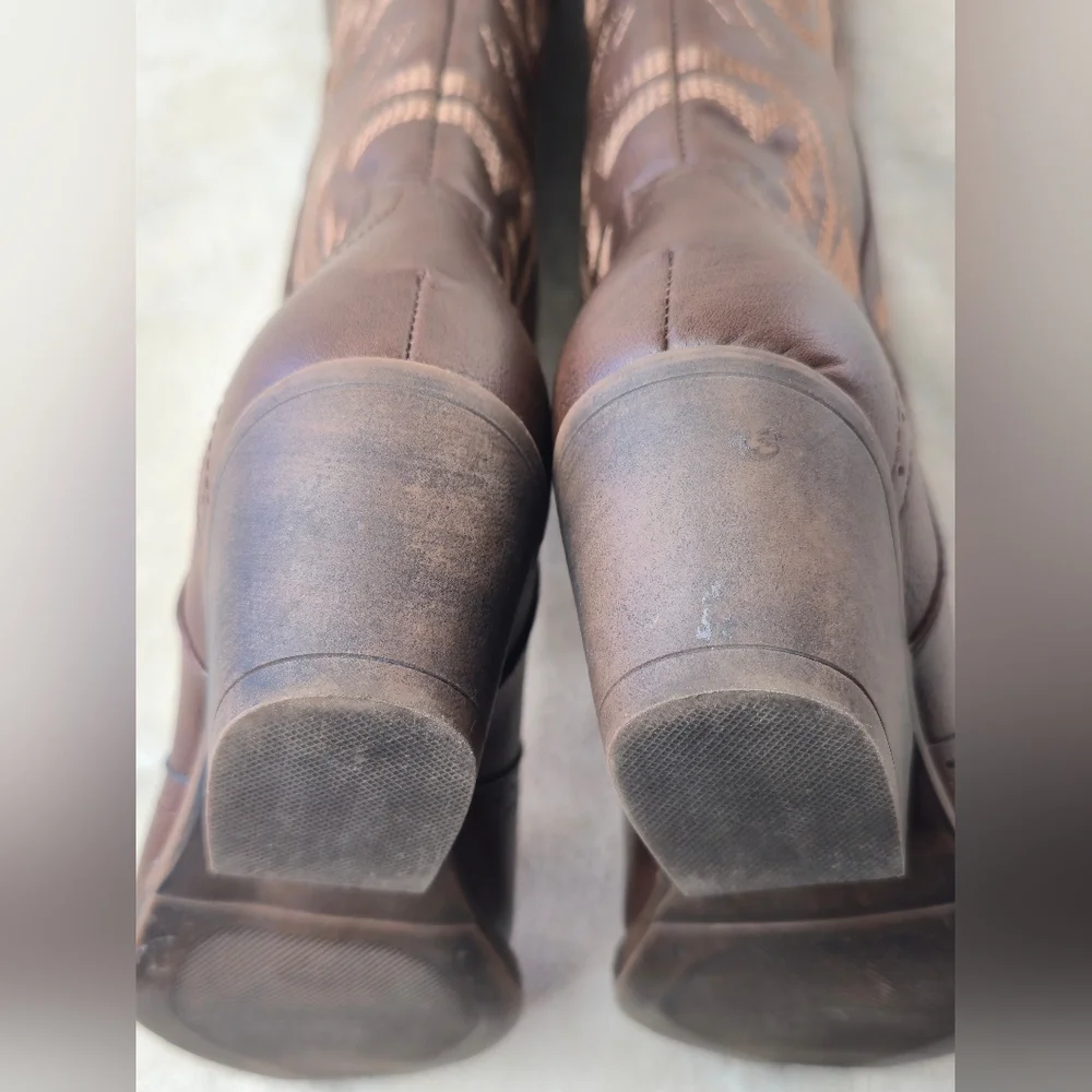 Brown Cowgirl Boots - Picture 8 of 16